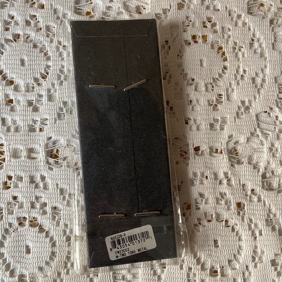 NWT Cruise Club Silver Stretch Watch M - two tone - Picture 2 of 2